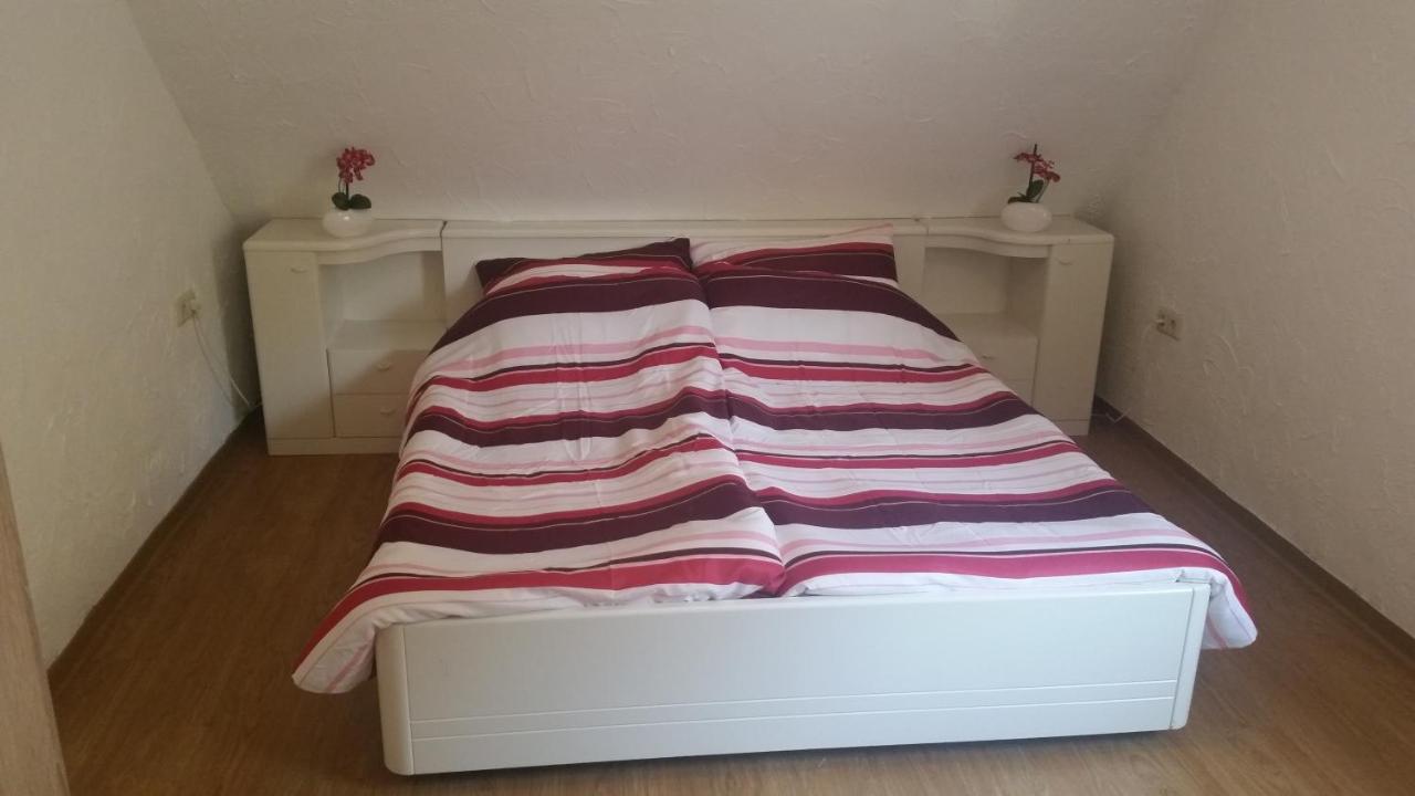 Bed and Breakfast Haus Am Dekernbach Кохем Экстерьер фото